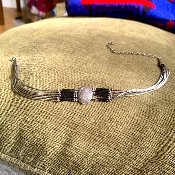 Old Pawn Style Liquid Silver Choker - Picture 1 of 8